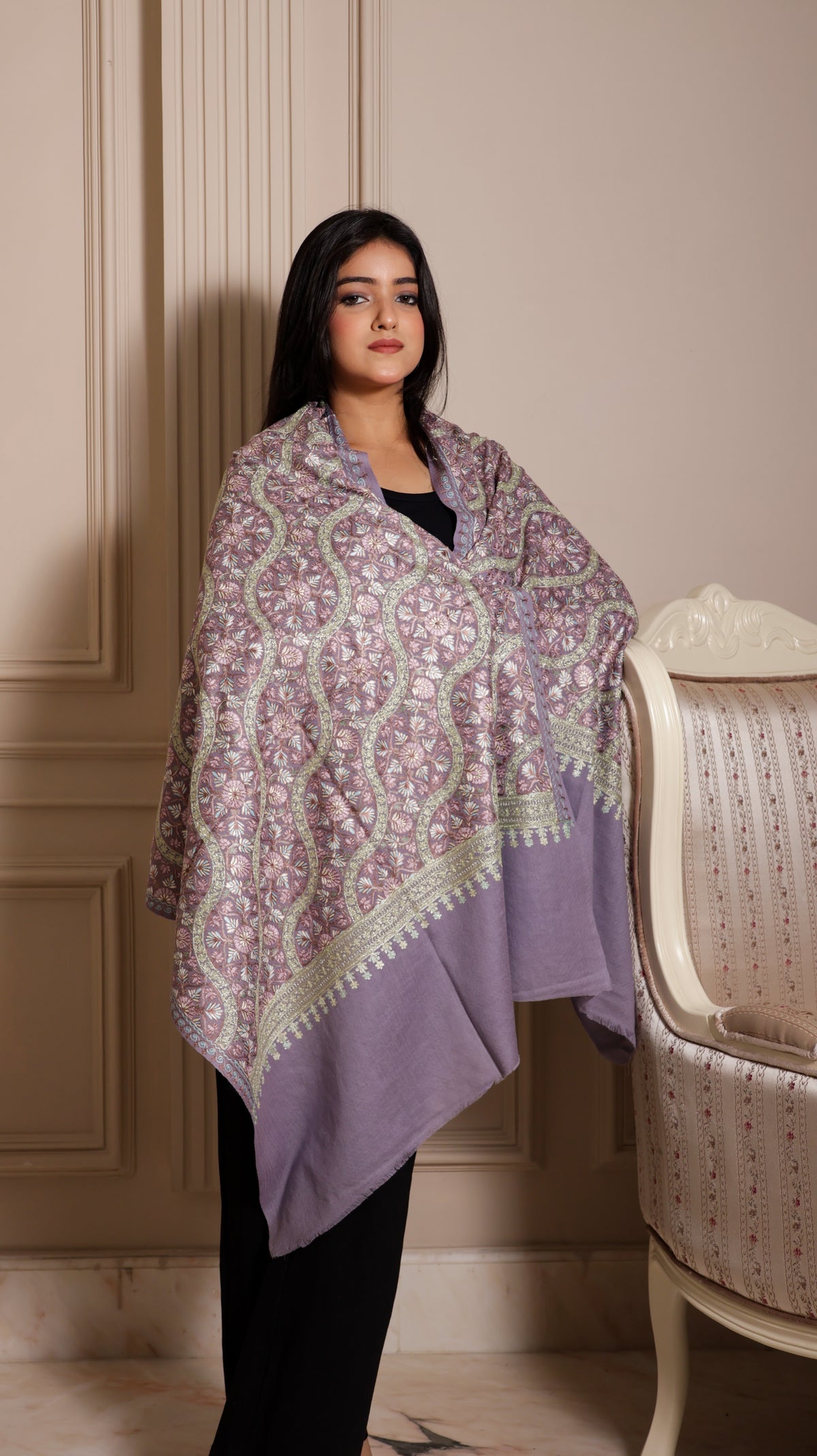 Finewool Nalki Embroidered Detailed Stole Extra Warm And Light