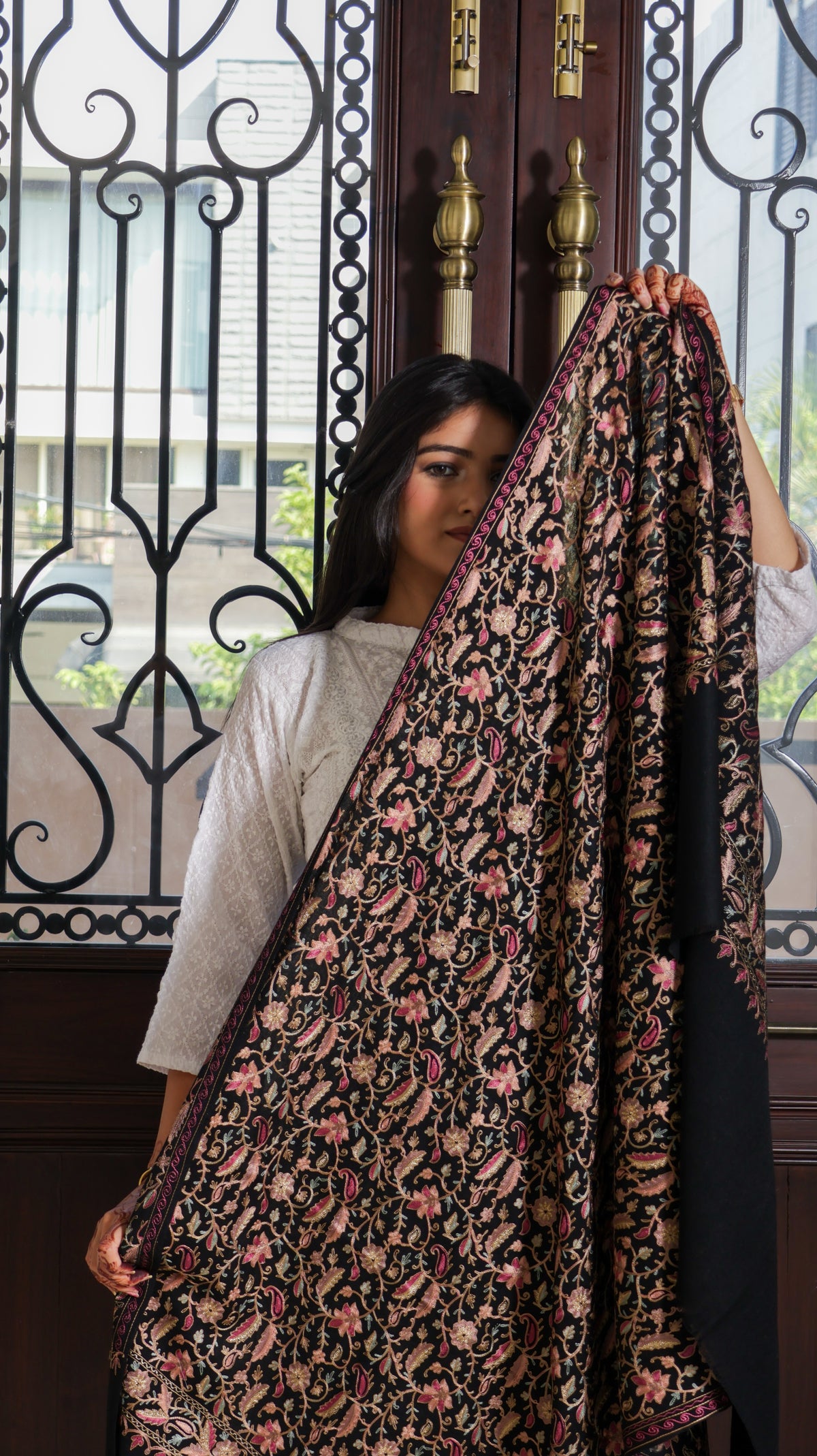 100% Pure Wool Mirchi Floral Nalki Embroidery Shawl