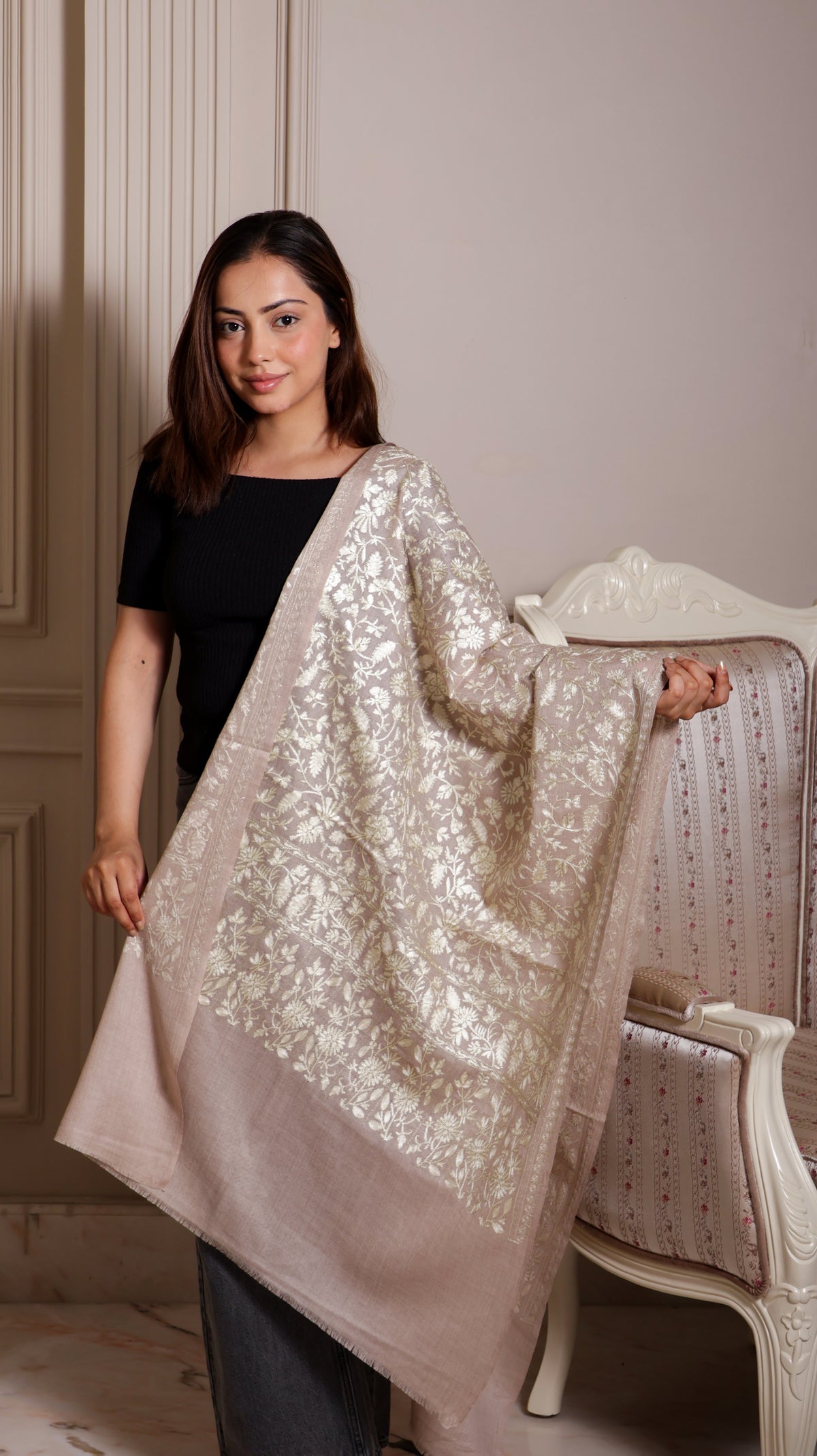 Finewool Nalki Tonal Embroidery Jaal Stole