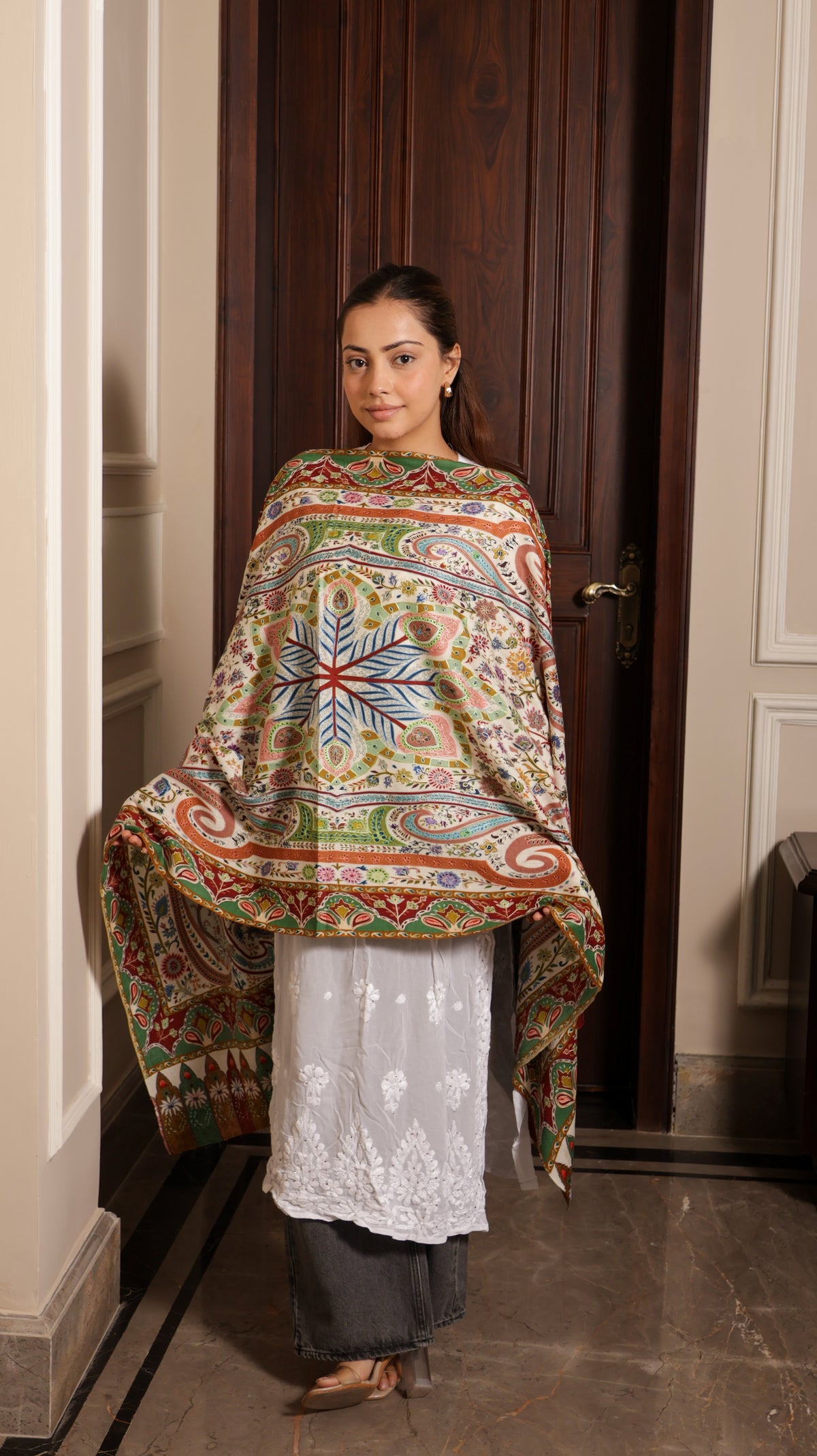 100% pure wool Print Kalamkari Hand embroidery Kashmiri Stole