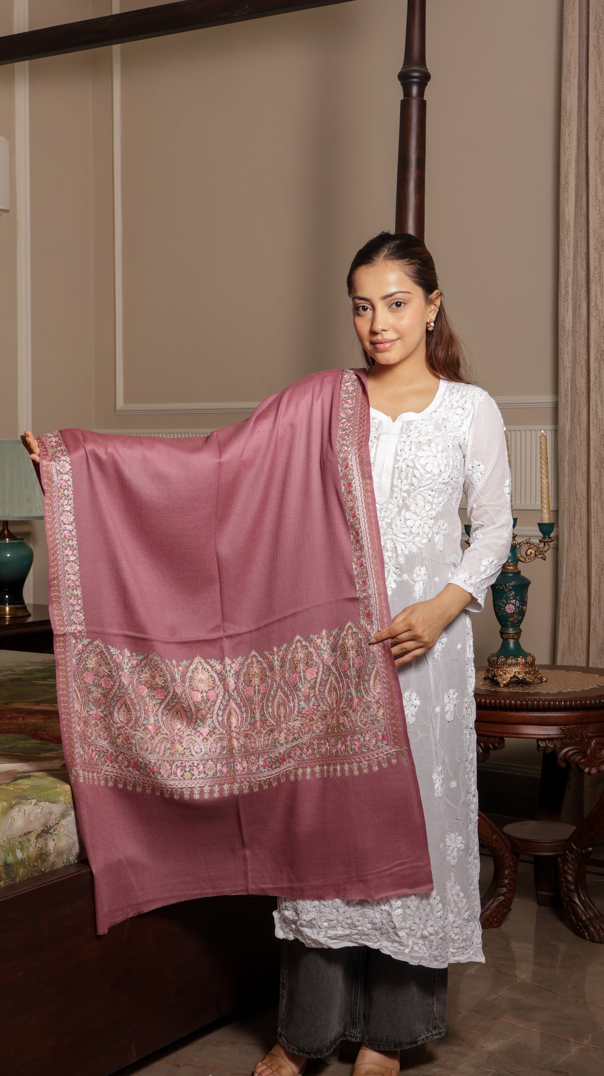 Finewool Kashmiri Nalki embroidered Stole