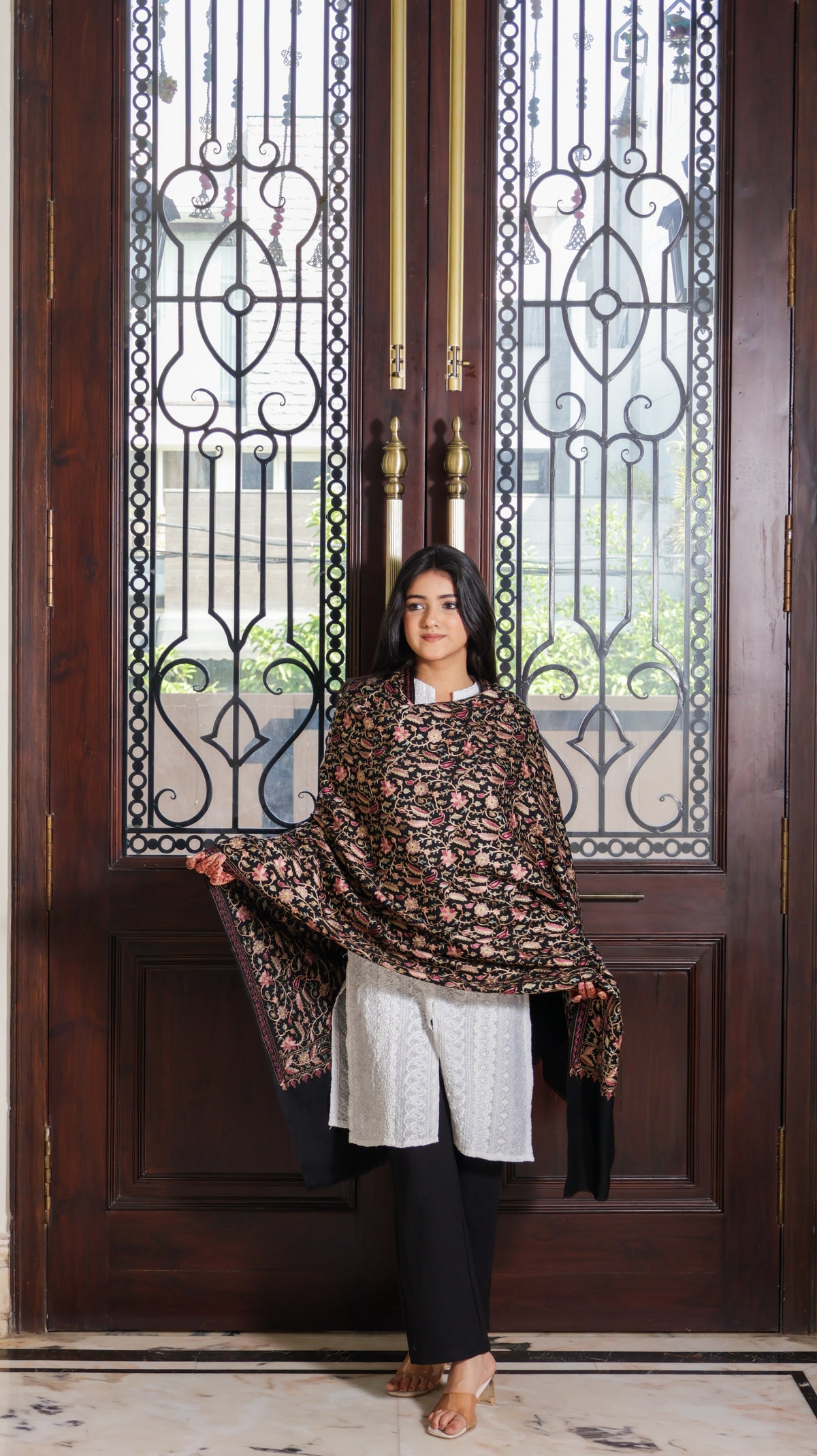 100% Pure Wool Mirchi Floral Nalki Embroidery Shawl
