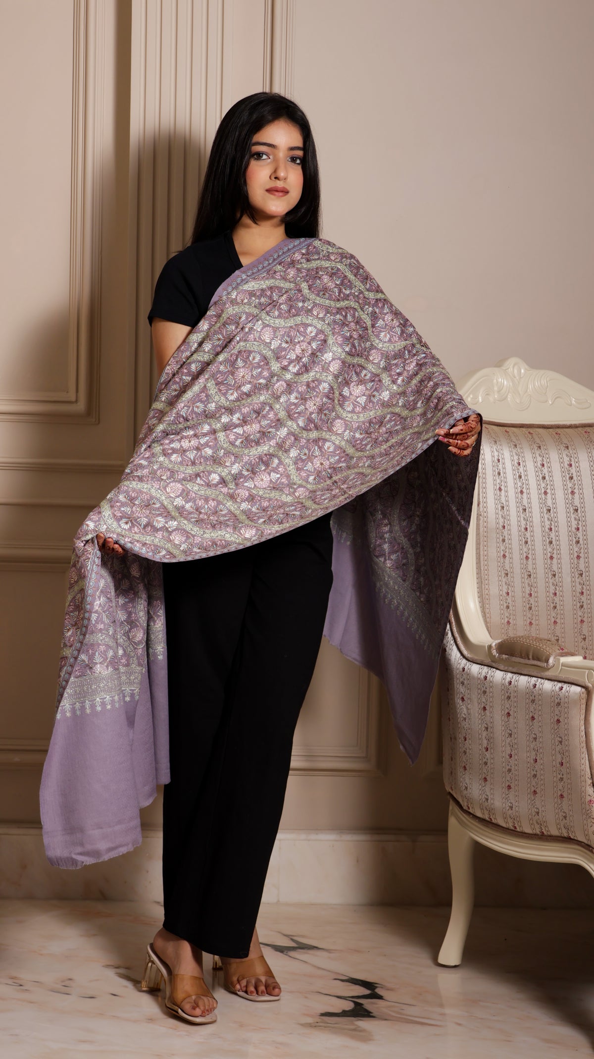 Finewool Nalki Embroidered Detailed Stole Extra Warm And Light