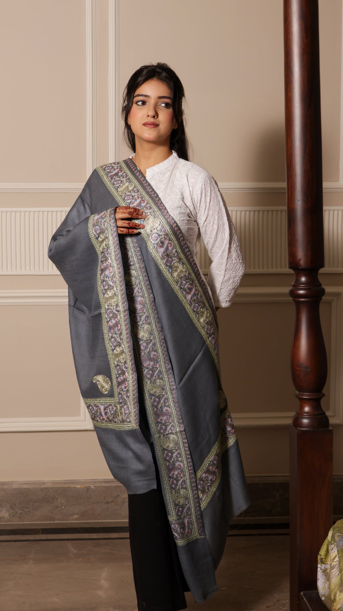 Finewool Kashmiri Nalki Embroidery Stole