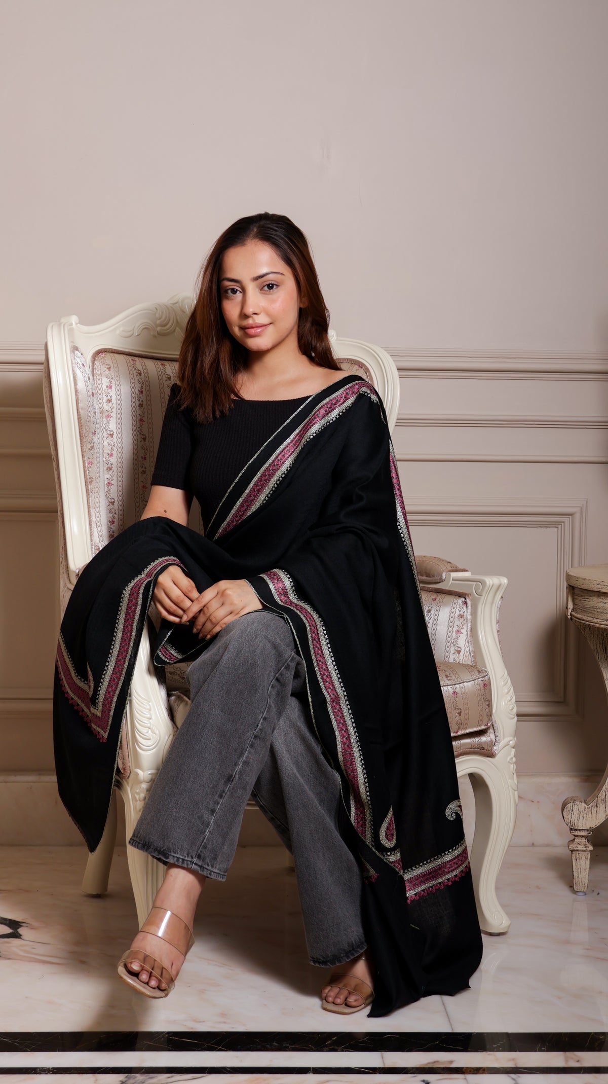 100% Pure Wool Nalki Embroidery Light And Warm Stole