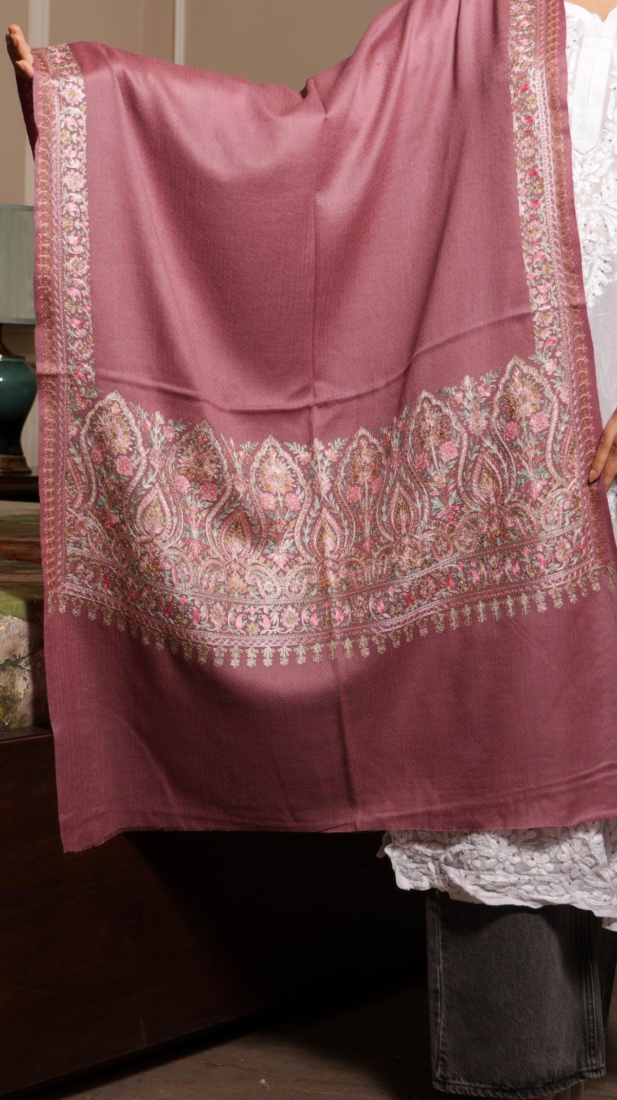 Finewool Kashmiri Nalki embroidered Stole