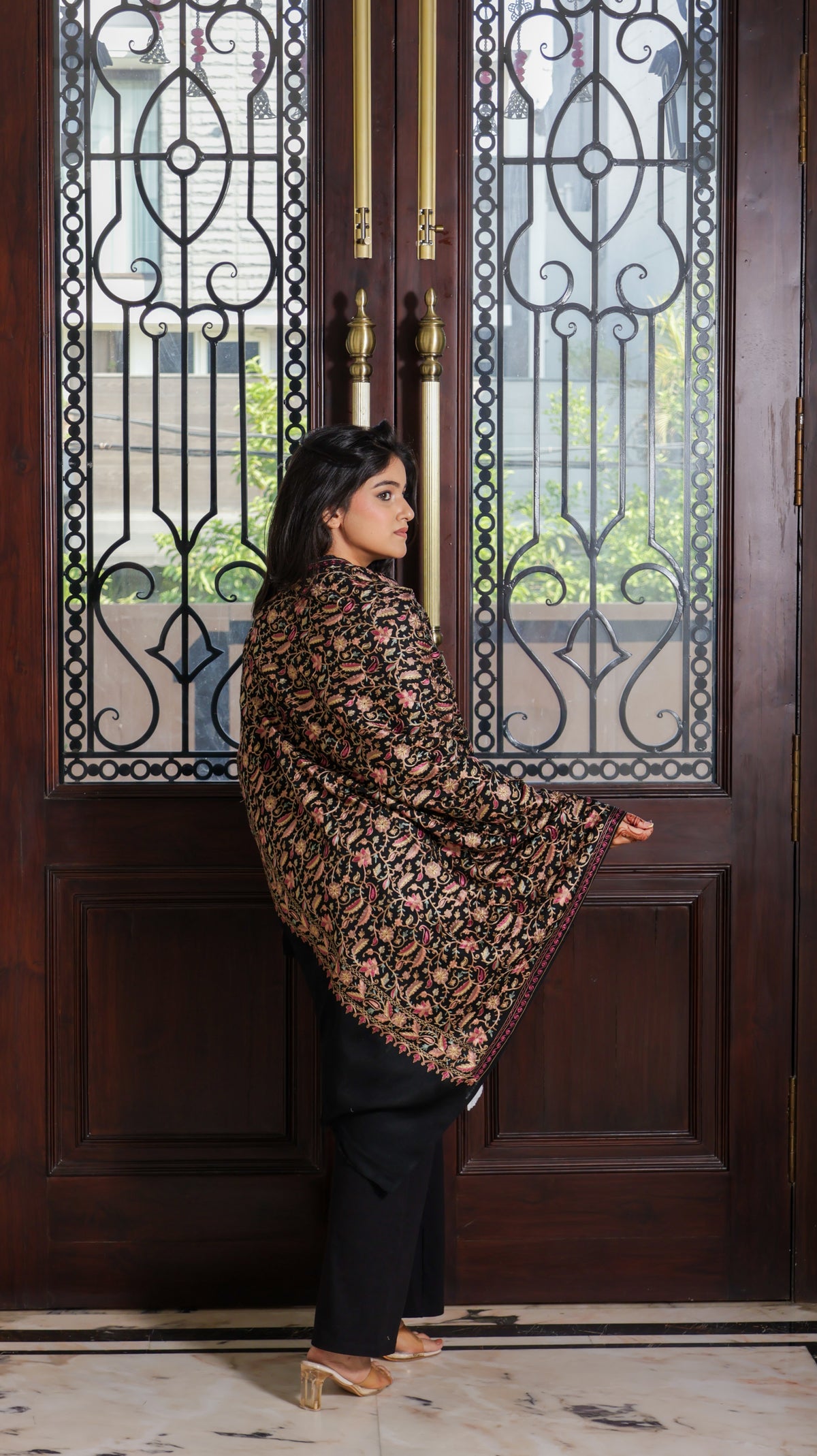 100% Pure Wool Mirchi Floral Nalki Embroidery Shawl