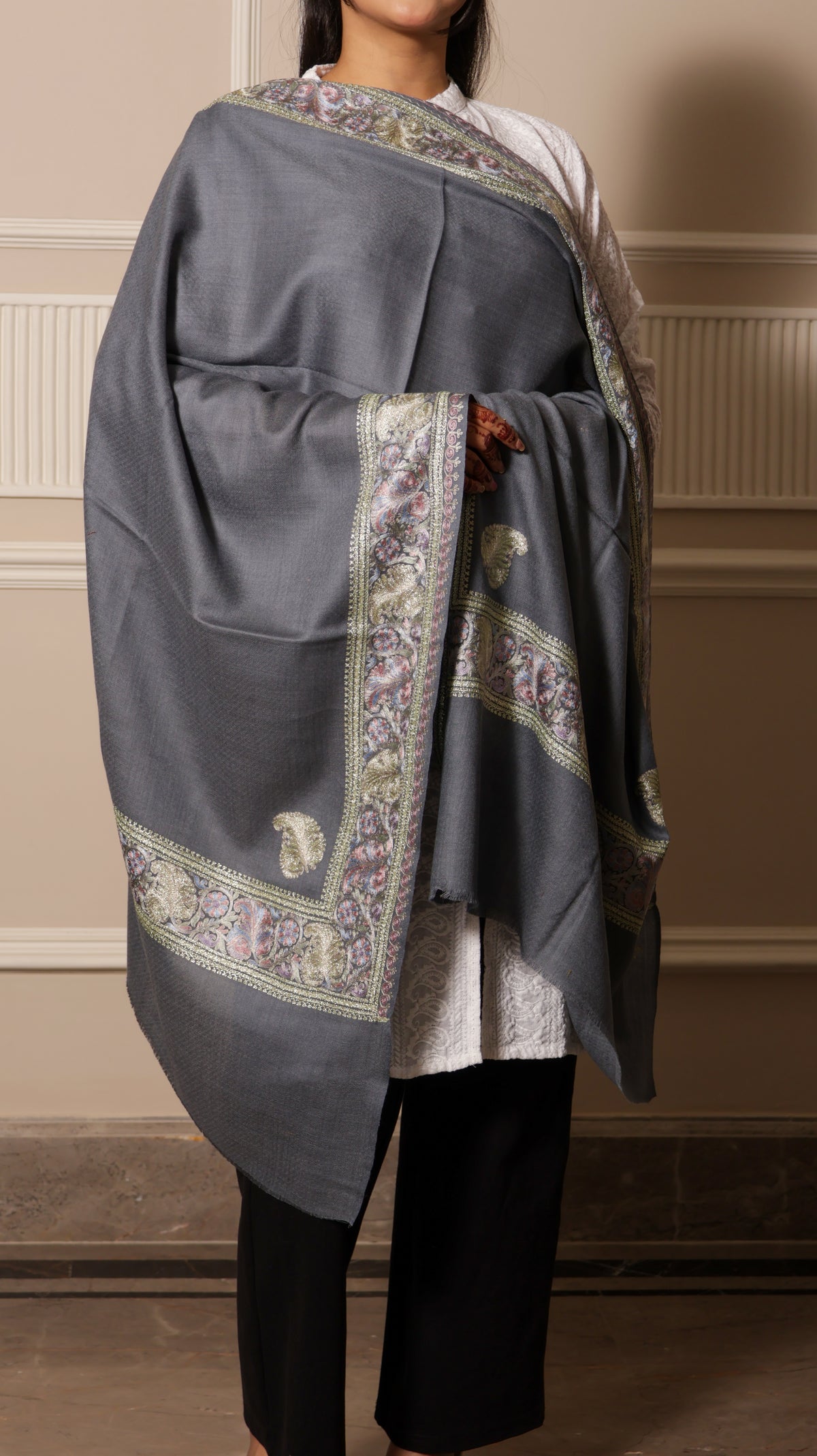 Finewool Kashmiri Nalki Embroidery Stole