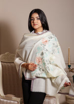 100% Pure Wool Side Kani Floral Pattern Embroidery stole