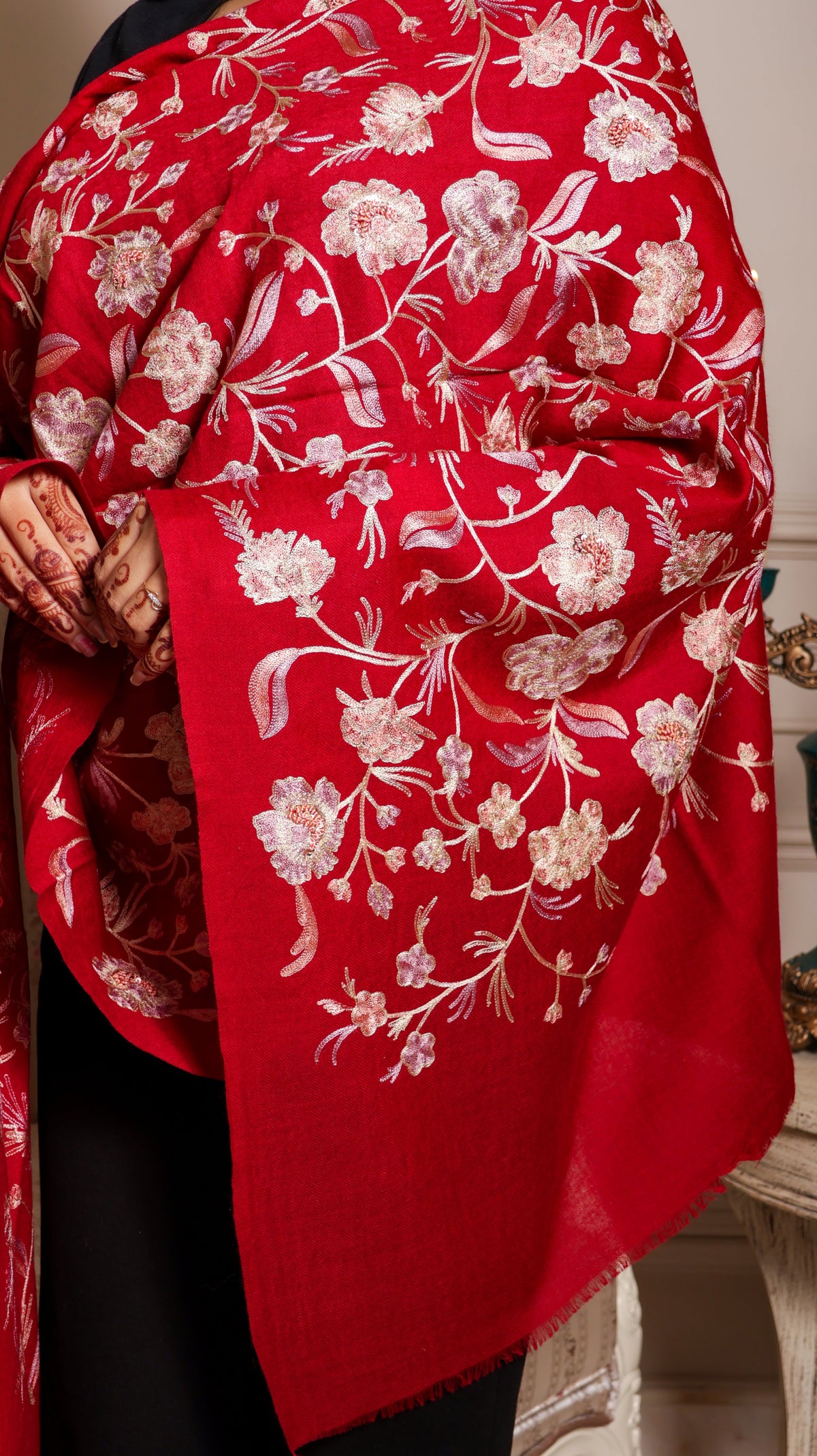 100% Pure Wool Handwork Nalki Embroidery Stole Warm And Soft
